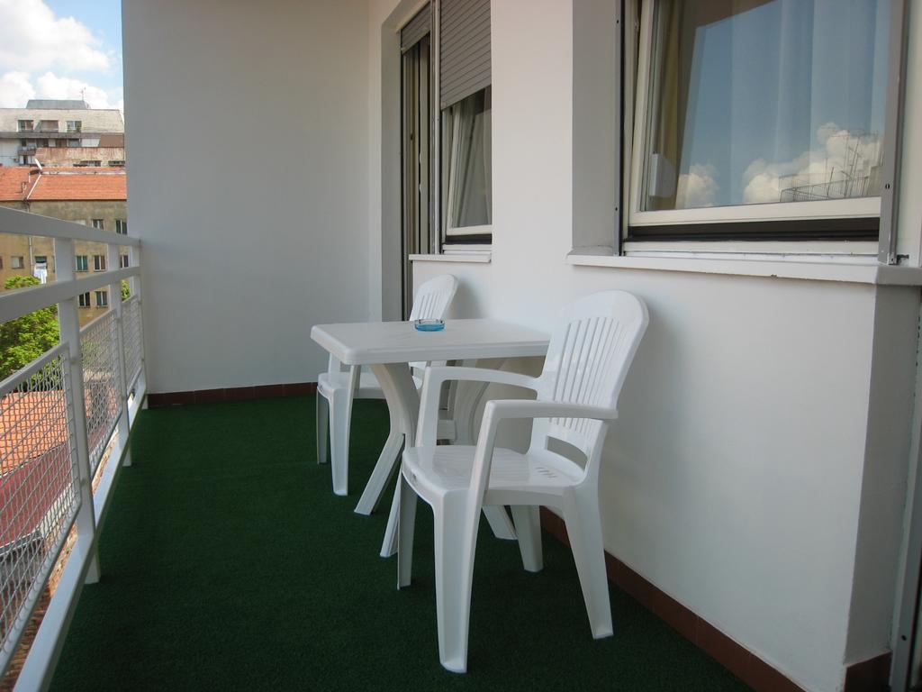 Spirit Apartments Belgrad Oda fotoğraf